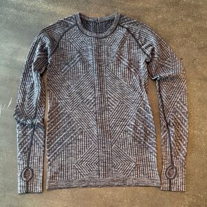 lululemon athletica Gray Patterned Top